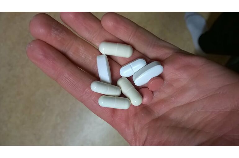 pills-tablets-capsule-drug